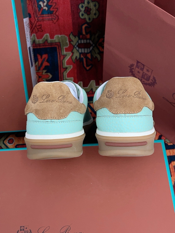 スーパーコピーブランド靴全体デザイン